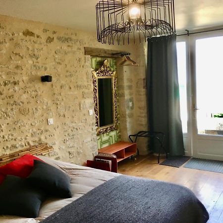 Fontenay-près-Vézelay Au Cheval Bleu B&B 외부 사진