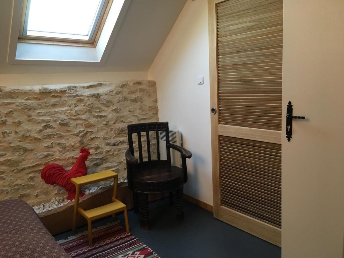 Fontenay-près-Vézelay Au Cheval Bleu B&B 외부 사진