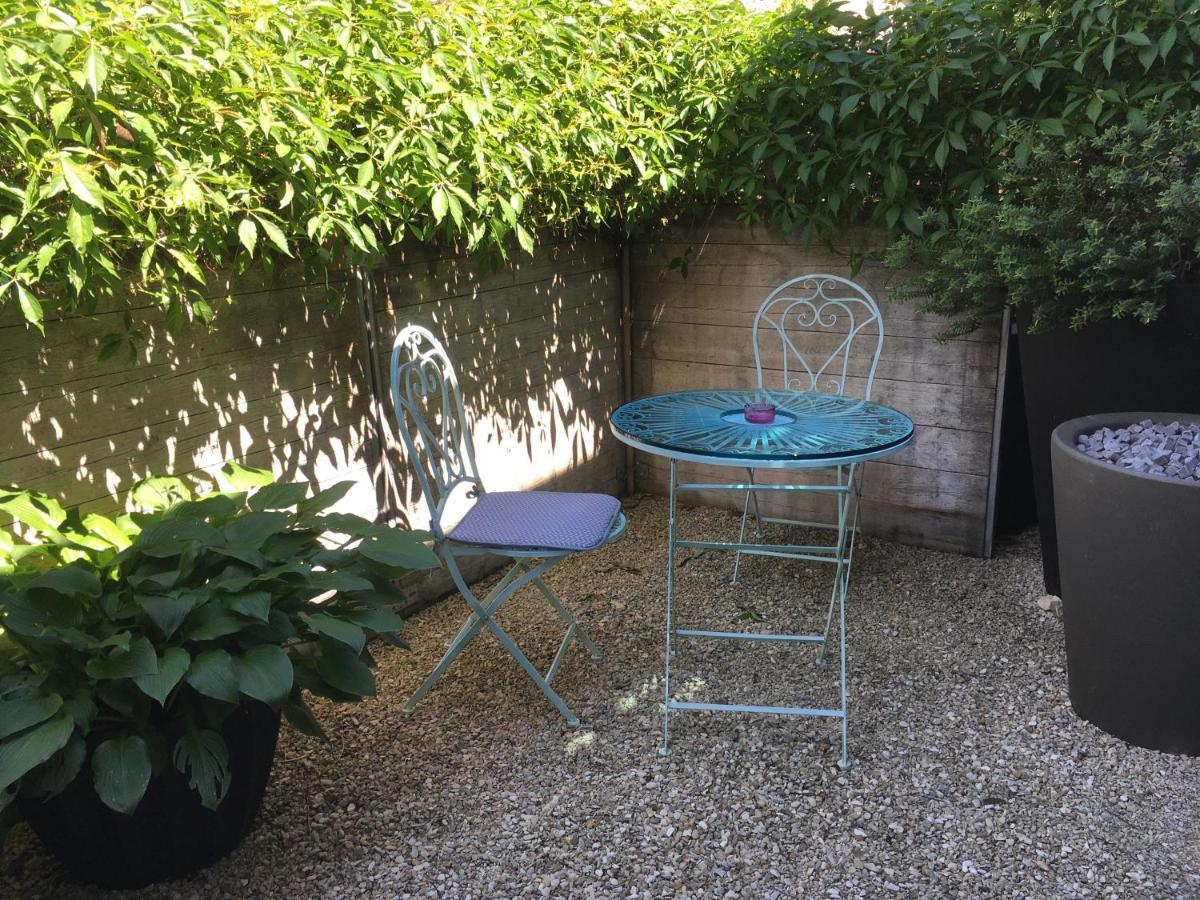 Fontenay-près-Vézelay Au Cheval Bleu B&B 외부 사진