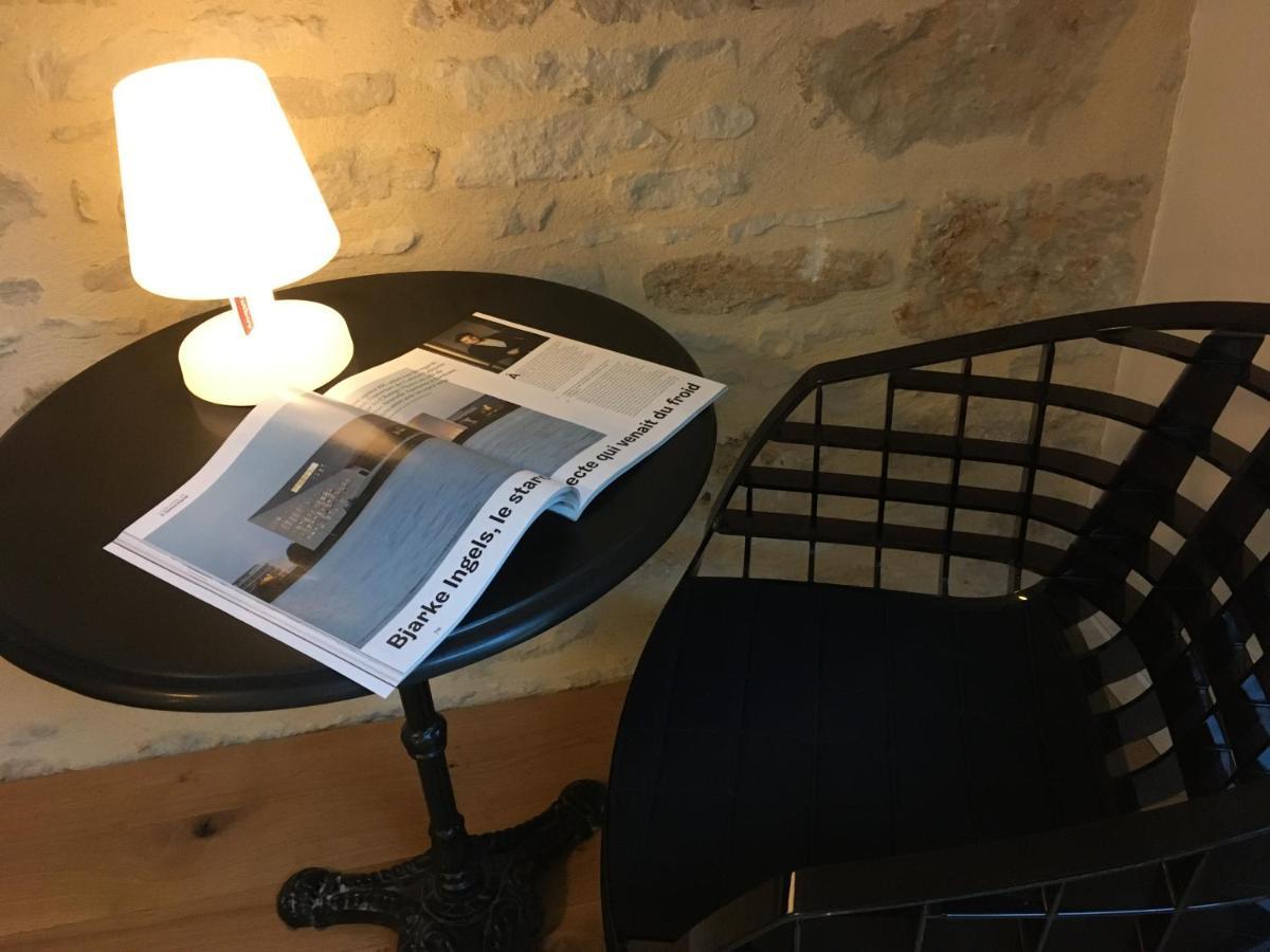 Fontenay-près-Vézelay Au Cheval Bleu B&B 외부 사진